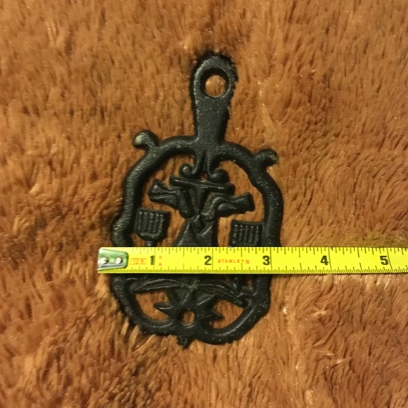 Vintage Cast Iron Dumb Dutch Trivet - Picture 2 of 7